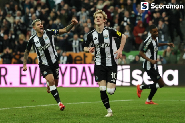 뉴캐슬Utd, 합계 4-0으로 아스널 꺾고 리그컵 결승행