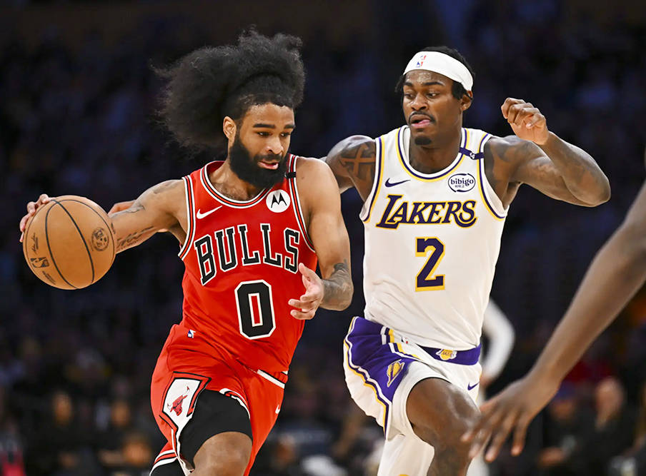 ​Lakers 115-146 thua đậm Bulls
