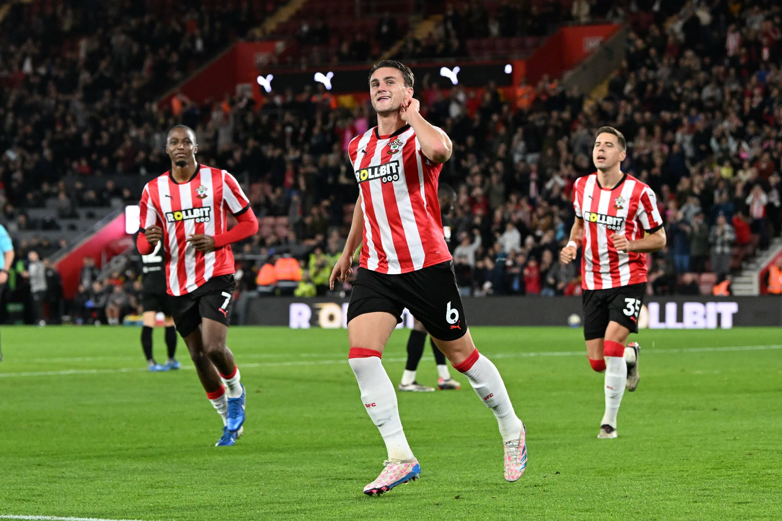 Southampton Edges Stoke City 3-2 in Thrilling Carabao Cup Clash