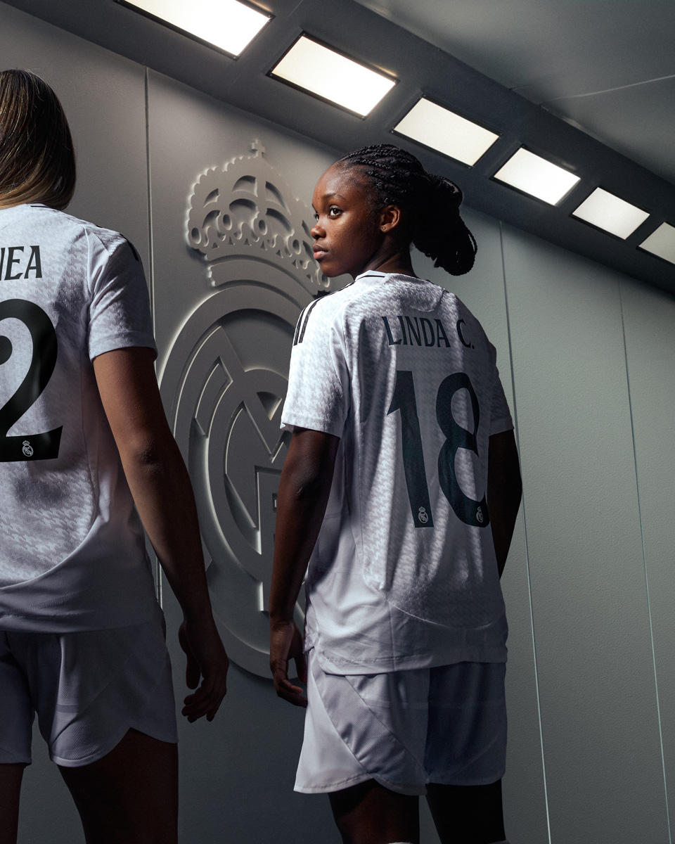 ​Áo thi đấu sân nhà Real Madrid cho mùa giải 2024-25