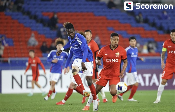 상하이 하이강, 요코하마M.에 완패...8강행 좌절