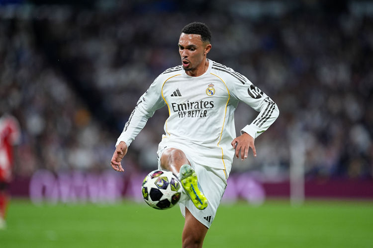 Arnold: Real Madrid cần mổ xẻ trận đấu, đã tìm ra điểm yếu của Bayern