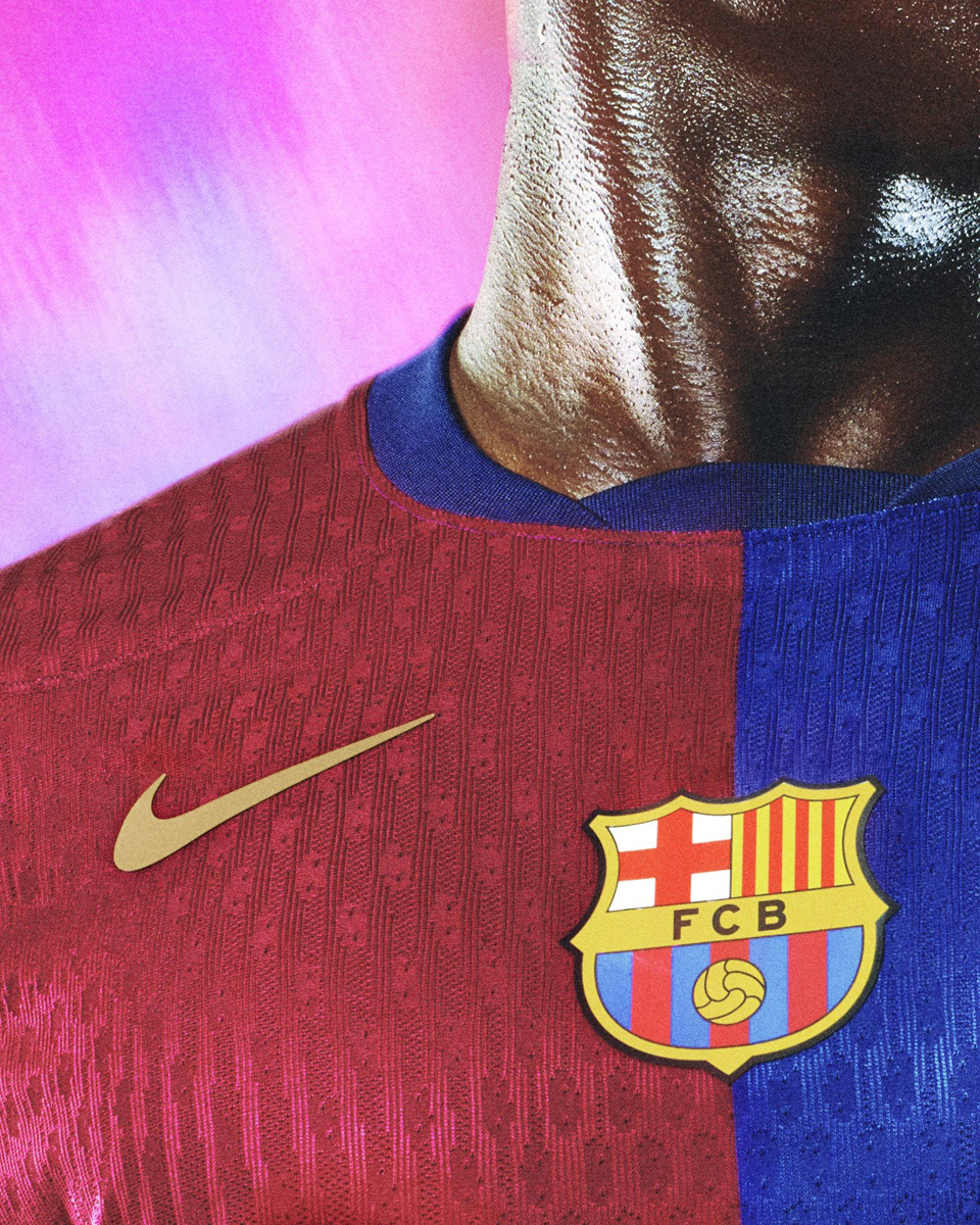 Áo đấu sân nhà Barcelona cho mùa giải 2024-25