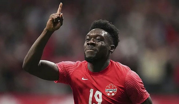​Manchester United gia nhập cuộc đua giành chữ ký Alphonso Davies