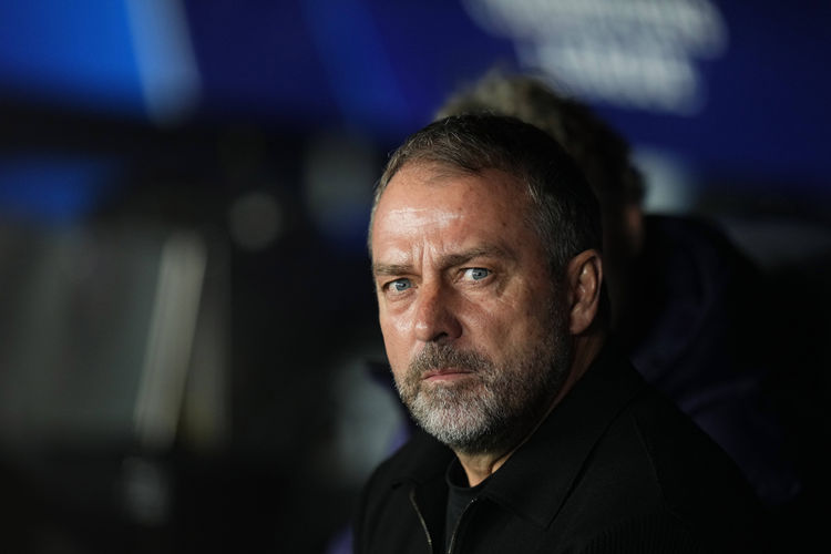 Real Sociedad 2-1 Barcelona: Lợi thế dẫn đầu của Barca chỉ còn 1 điểm