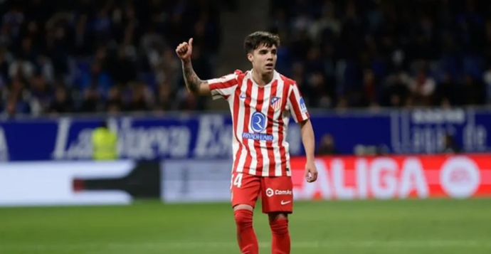 ​Completes First-Team Debut! Julio Díaz: 