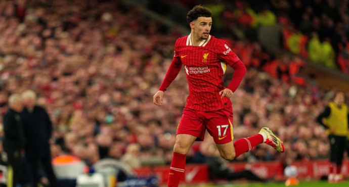 Curtis Jones: “Liverpool vẫn khát khao chiến thắng, dù đã vô địch”