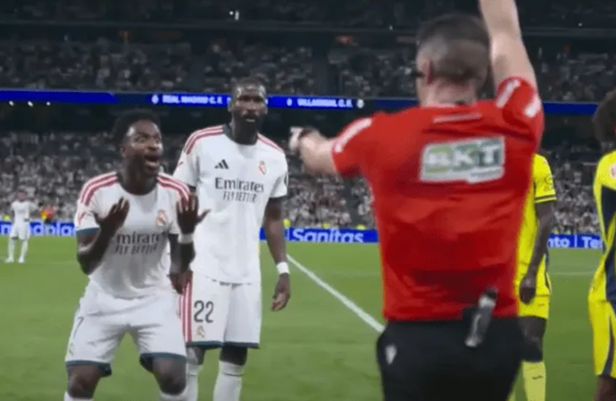 ​Cope: Vinícius Facing at Least 2-Match Ban & Potential Additional Sanction, Set to Miss El Clásico