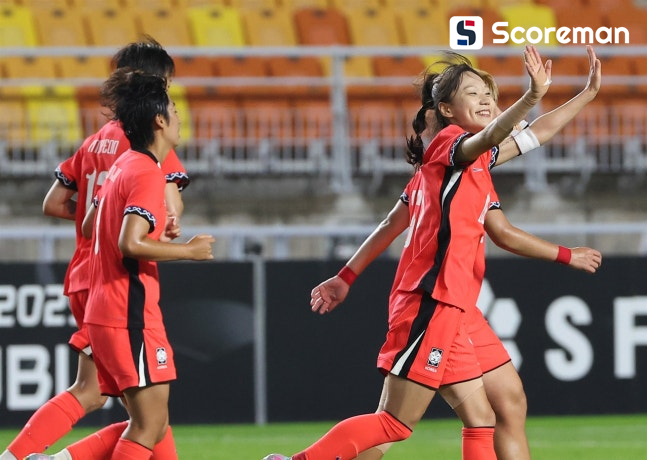 한국 여자 축구, 대만 물리치고 20년 만에 동아시안컵 우승