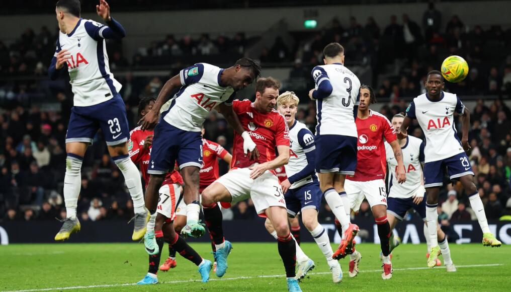 Tottenham beat Manchester United 4-3 in EFL Cup thriller, setting up semi-final against Liverpool