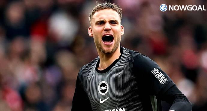 ​Chelsea and Tottenham Battle for Brighton Star Goalkeeper Bart Verbruggen