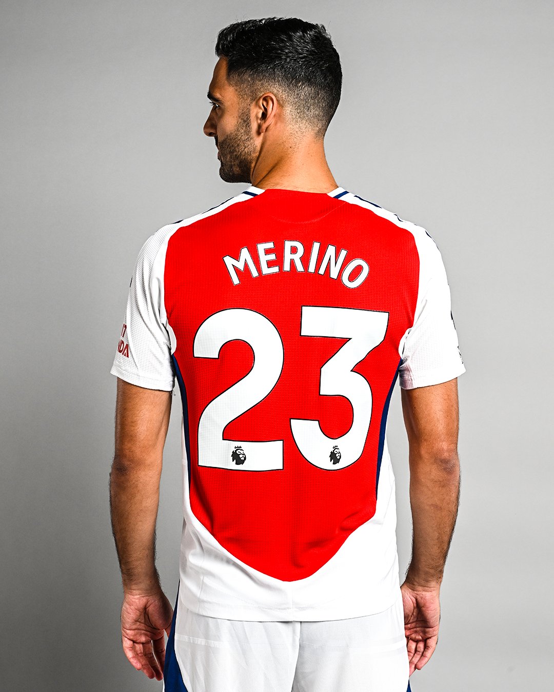 Arsenal Bolsters Midfield with Mikel Merino Signing