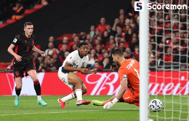 잉글랜드, 알바니아와 2-0 승리