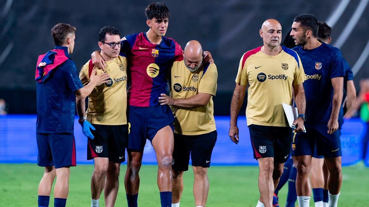 Cầu thủ trẻ Barca dính chấn thương nặng có thể nghỉ thi đấu dài hạn