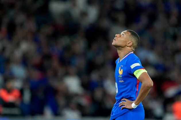 Tuyển Pháp không thể tiếp tục phụ thuộc vào Mbappe
