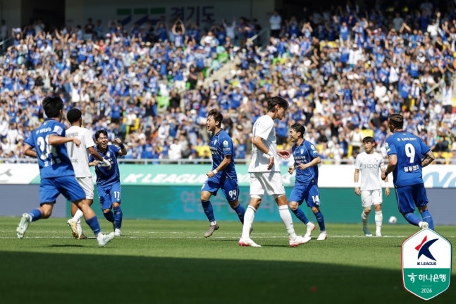 수원삼성 vs 부산 선발명단 발표...'일류첸코, 홍정호 선발' 대 '사비에르, 손휘 파격 선발'