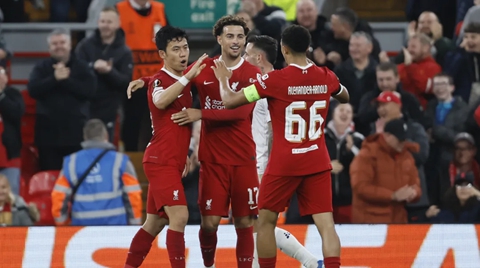 สื่อผู้ดีชี้ ลิเวอร์พูล ยินดีโละกลางตัวเก่งหากได้ราคางาม