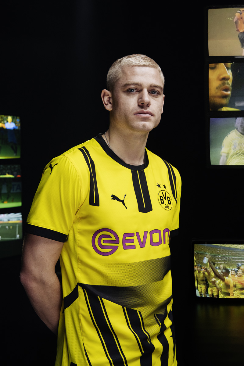 Áo đấu giải Cúp Borussia Dortmund 2024-25