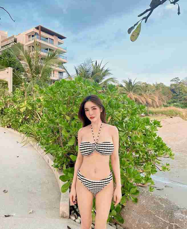 ส่องหุ่นแซ่บ บลู จิรารัตน์ นางแบบและเน็ตไอดอลสาวสุดฮอต ในชุดว่ายน้ำบิกินี่