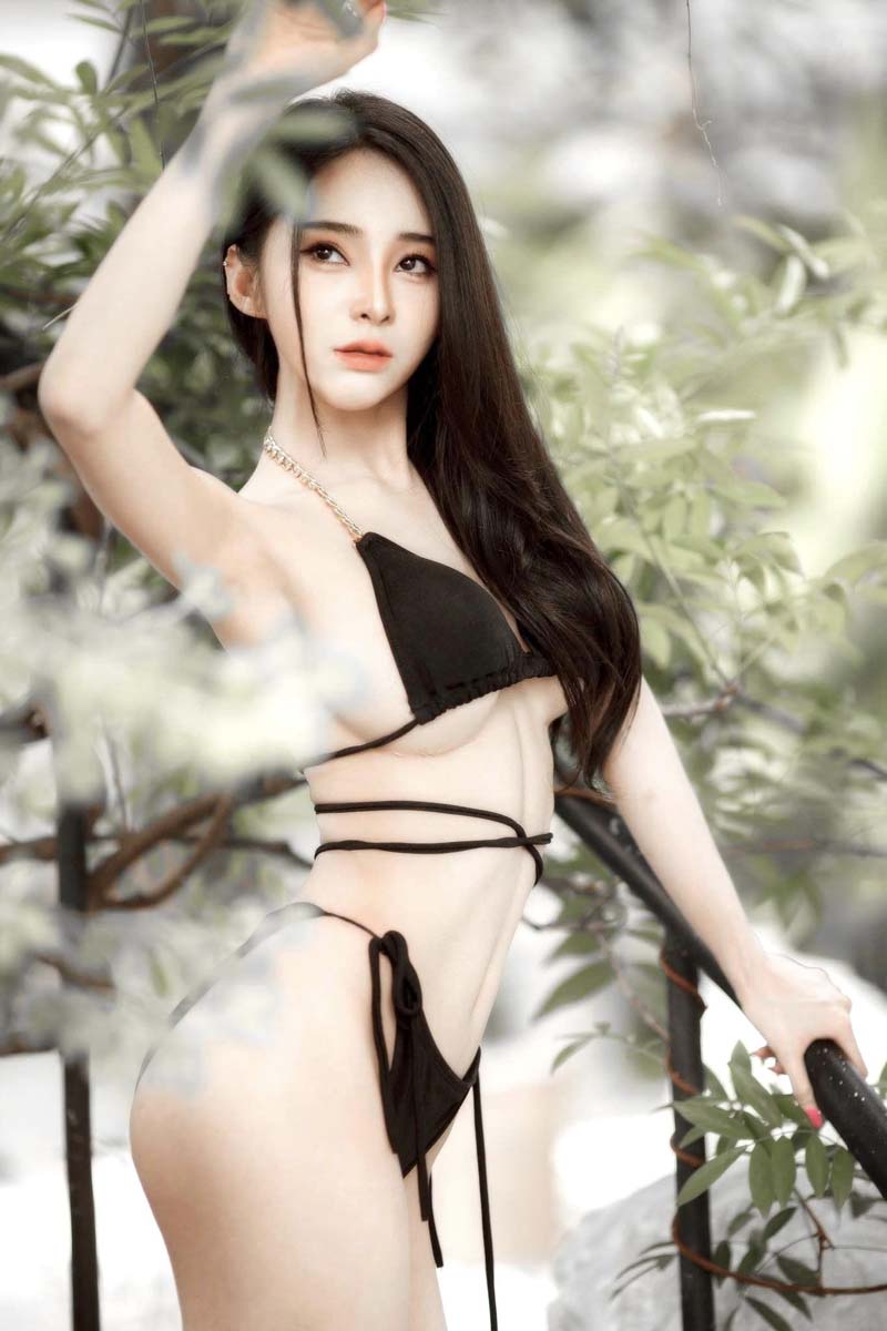 เฌอเบลล์ FHM นางแบบสาวไทยไซซ์มินิ กับความเผ็ดร้อนแรง นุ่งบิกินี่ โชว์หุ่นแซ่บ !!