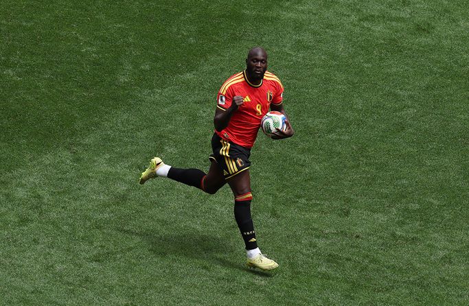 Lukaku đã trở thành cầu thủ đầu tiên trong lịch sử World Cup ghi bàn và kiến ​​tạo sau khi vào sân ở phút 85 của thời gian thi đấu chính thức!