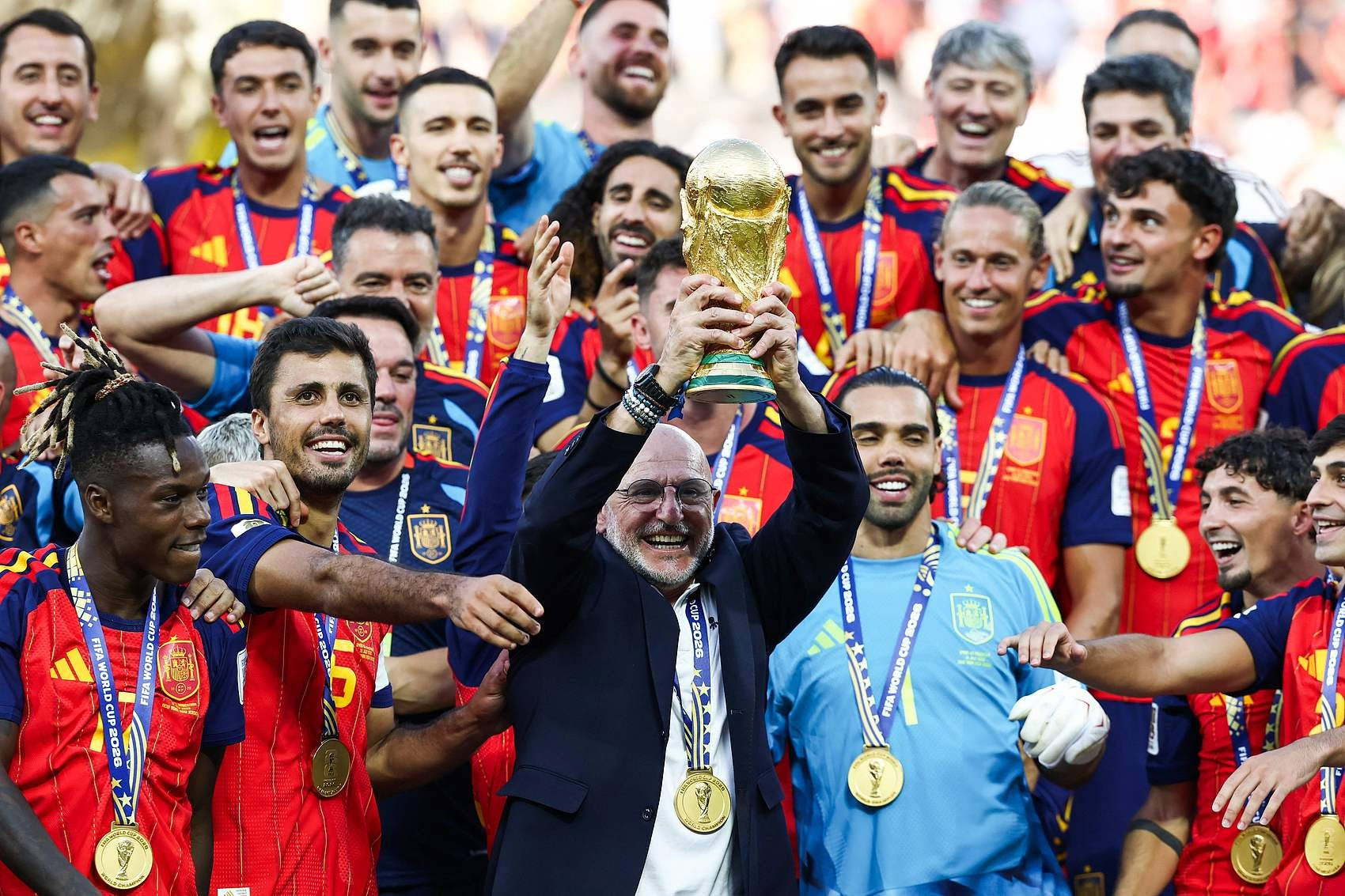 Squawka: Tây Ban Nha bất bại 7 trận, chỉ thủng lưới 1 bàn, liên tiếp vô địch EURO và World Cup