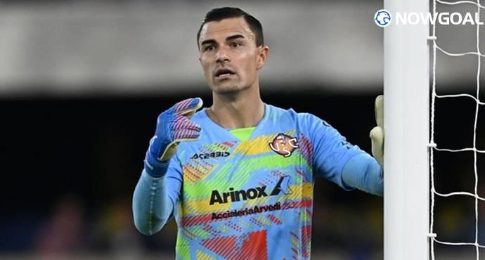 Emil Audero Shines in Serie A: Indonesian Goalkeeper Earns Historic Team of the Week Spot