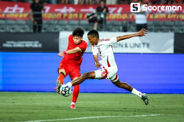 일본, 동아시안컵 2차전서 2-0 중국 꺾고 2연승