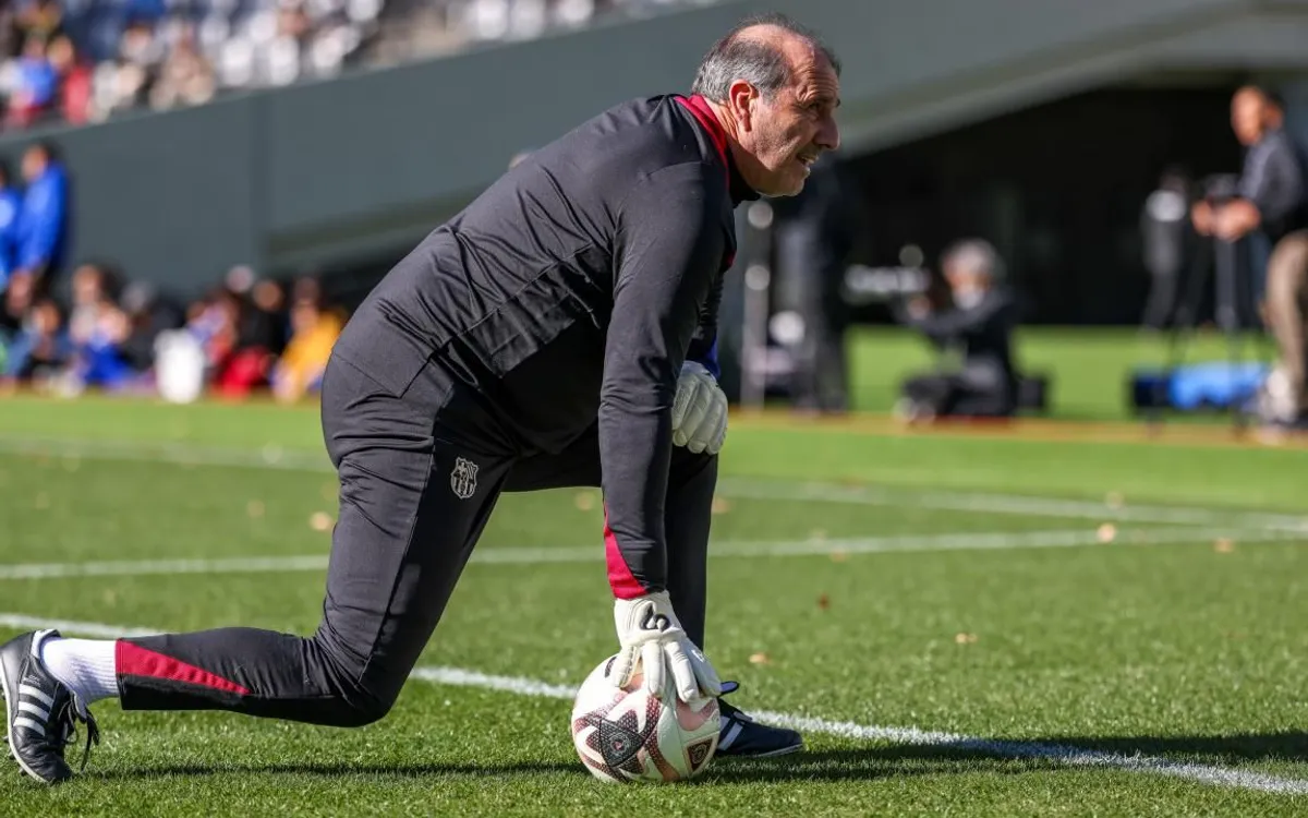 Tokyo Prepares for Barça Legends Match Against Real Madrid Leyendas
