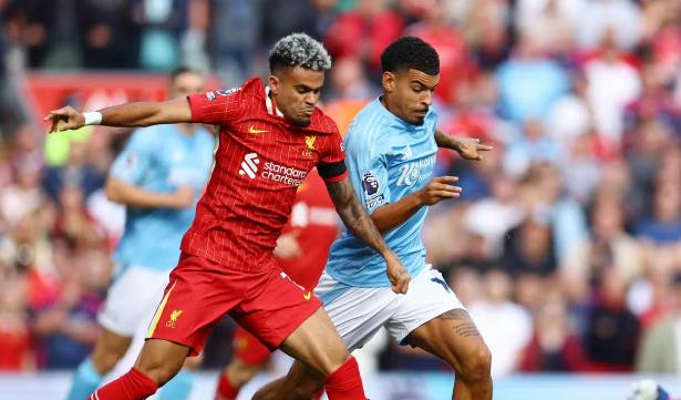 Thua Forest, Slot phải nhìn ra điểm đen của Liverpool