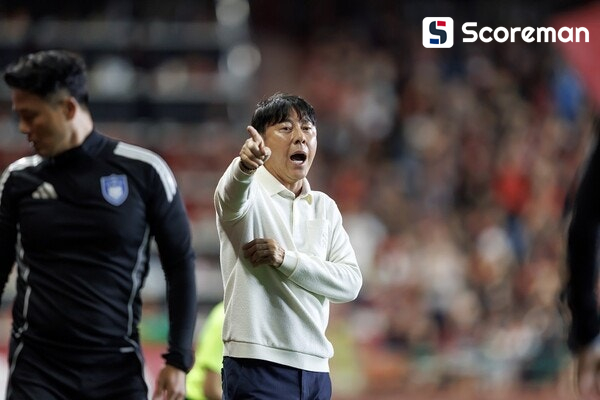 울산HD 신태용 감독, '4,860일' 만에 아시아 무대 복귀전! 중국 청두 룽청과 첫 대결