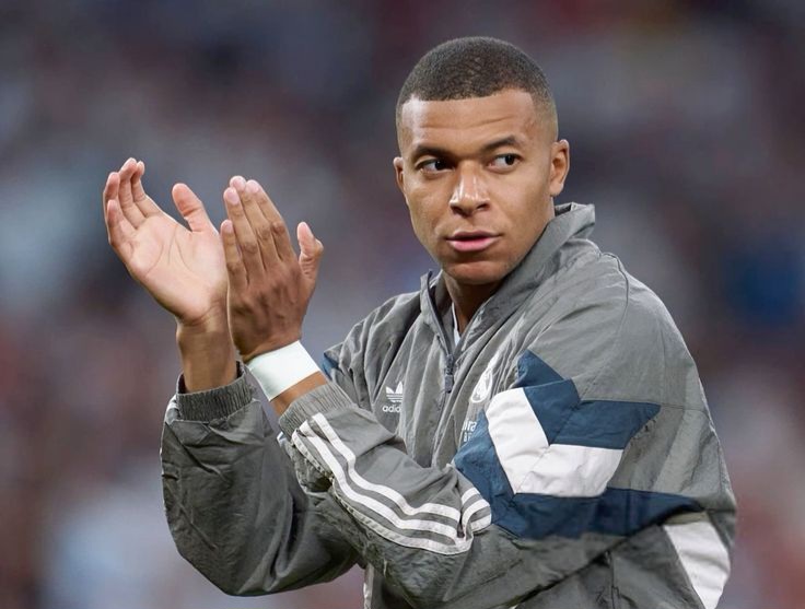 Kylian Mbappé Prioritizes Key Matches Amid Ballon d'Or Ambitions