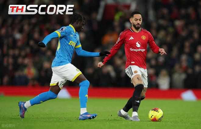 ​ตัดเกรดแมนยูเจ๊าวูล์ฟส์ 1-1: เซิร์กเซ่เรตติ้งสูงสุด เชสโก้ฟอร์มบู่รั้งท้าย