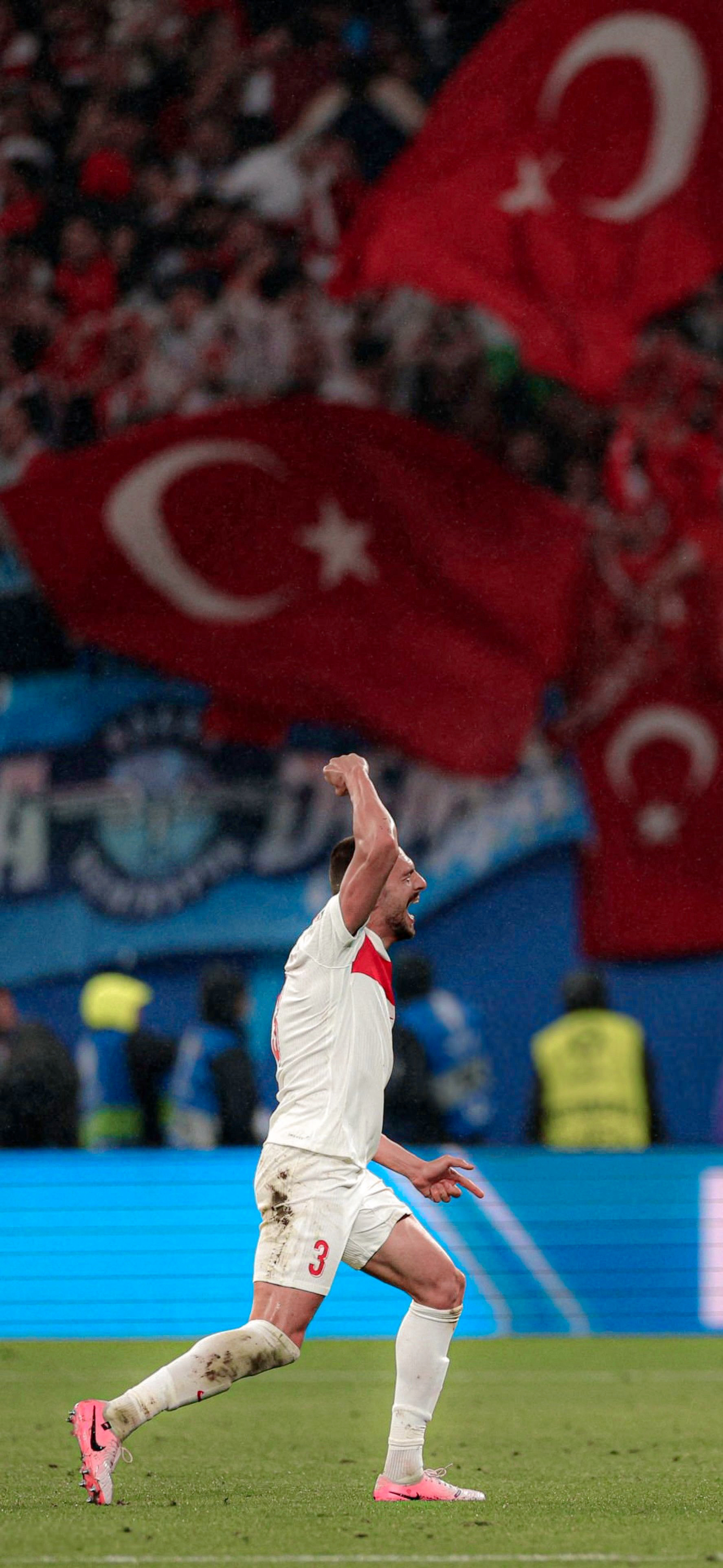 Ảnh đẹp EURO 2024: Thổ Nhĩ Kỳ 2-1 Áo