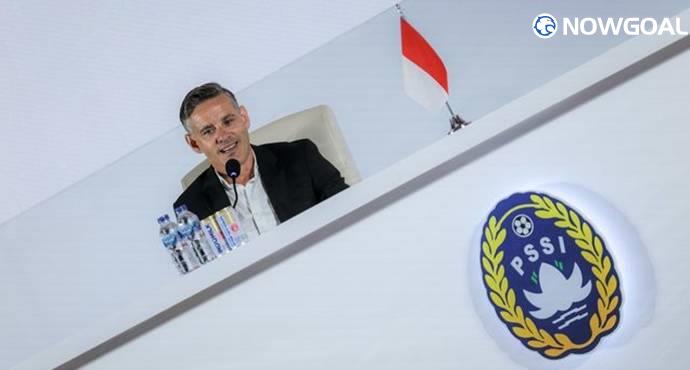 Herdman’s Player-Centered Strategy Behind Choosing Indonesia’s Local Assistant Coach