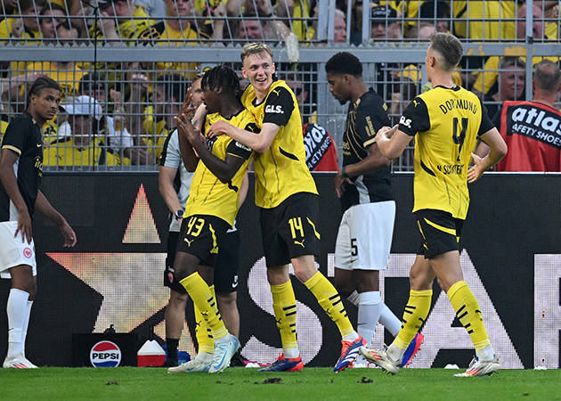 ​Borussia Dortmund khởi đầu mùa giải mới bằng chiến thắng thuyết phục trước Eintracht Frankfurt