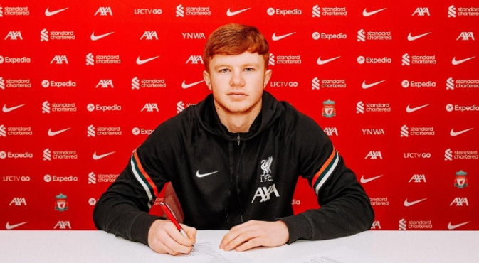 Thật tuyệt khi được trở lại Liverpool và tập luyện cùng các cựu binh. Joe Gomez đã dạy tôi chơi ở vị trí trung vệ.