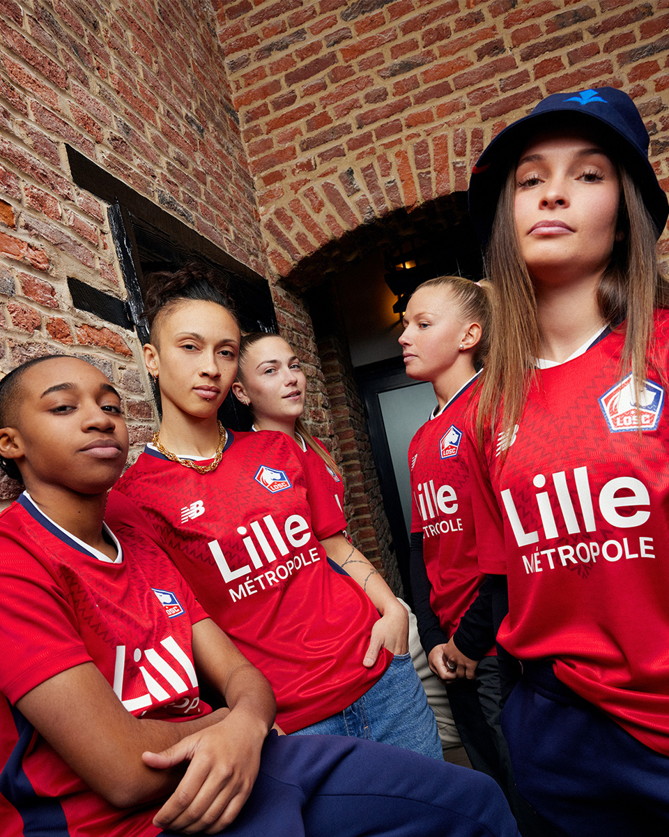 ​Áo sân nhà của Lille cho mùa giải 2024-25