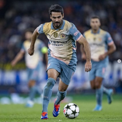 Gundogan: Tôi hối hận vì đã không nắm bắt cơ hội và mong chờ một trận chiến lớn khác vào cuối tuần