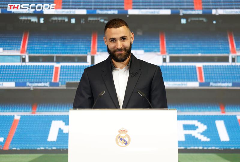 ​เบนเซม่า กำลังพิจารณาที่จะอำลาทีมหลังจบฤดูกาลนี้ และตกลงที่จะกลับสู่เรอัล มาดริด ในฐานะทูต