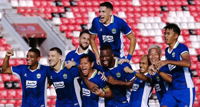 Persib Edges Rivals Persija 2-1 to Clinch Piala Presiden Final Spot