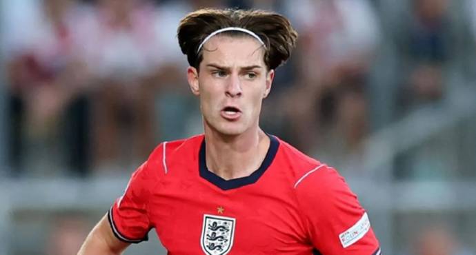 AC Milan Eye £43 Million-Rated Alex Scott as Potential Successor to Luka Modric