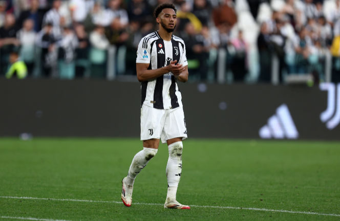 ANSA: Kelly bị chấn thương cơ ở Club World Cup và đã trở lại Juventus vào hôm qua để kiểm tra