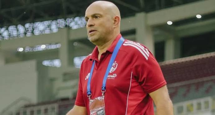Bernardo Tavares Steps Down from PSM Makassar Amid Financial Struggles