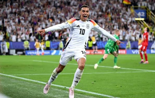 ​Musiala và Zirkzee: Câu chuyện tình bạn và giấc mơ chung