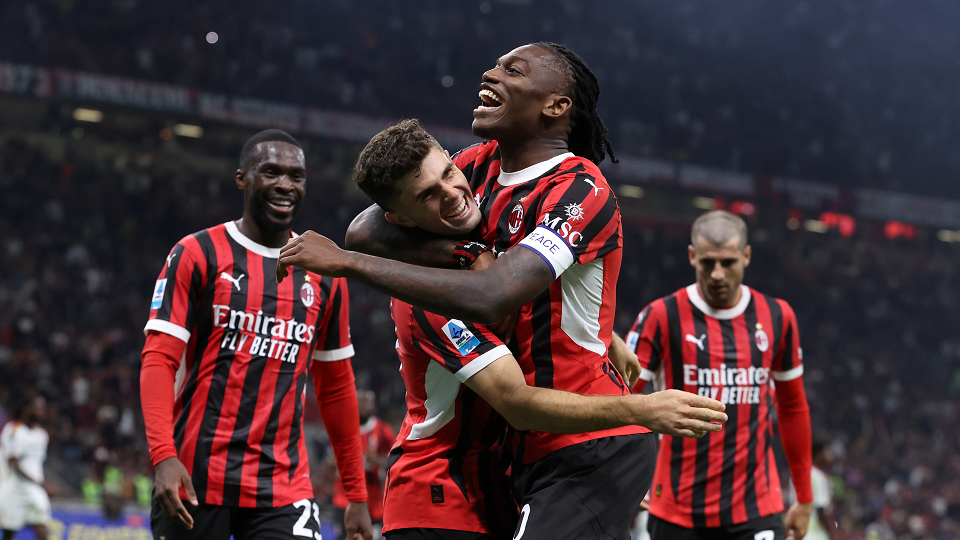 Kết quả VĐQG Ý: AC Milan 3-0 Lecce