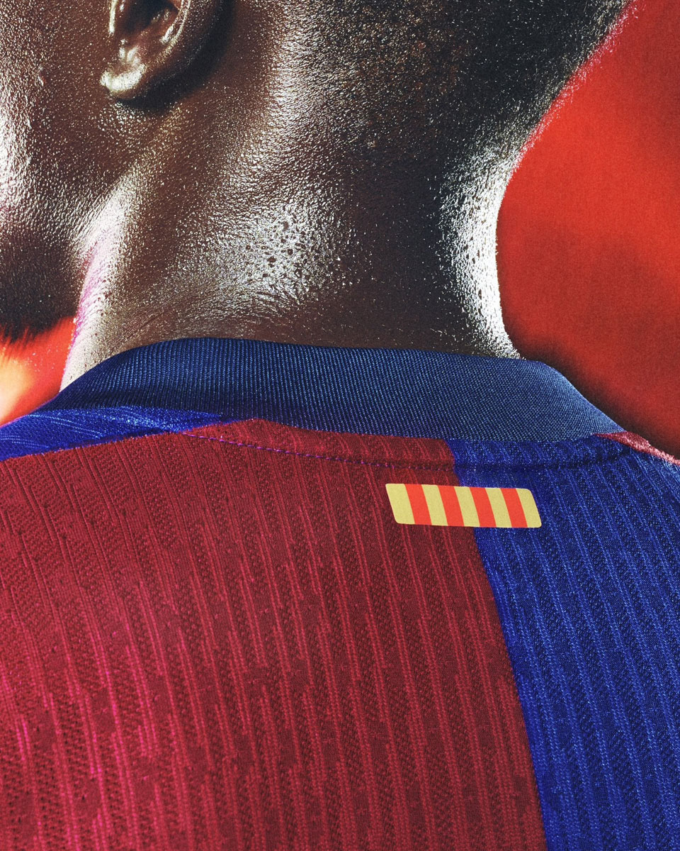 Áo đấu sân nhà Barcelona cho mùa giải 2024-25
