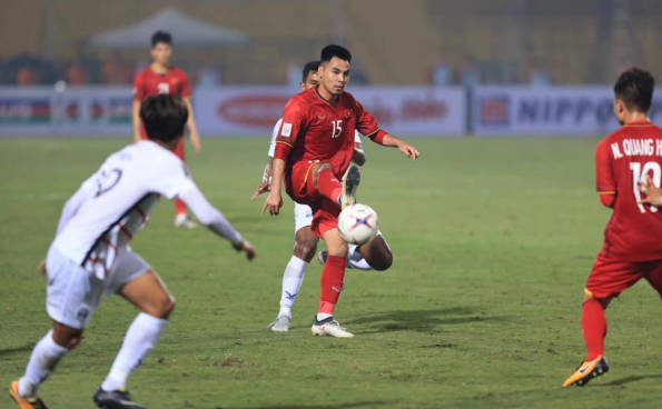 Người hùng U23 Việt Nam hẹn hò với nữ MC VTV xinh đẹp