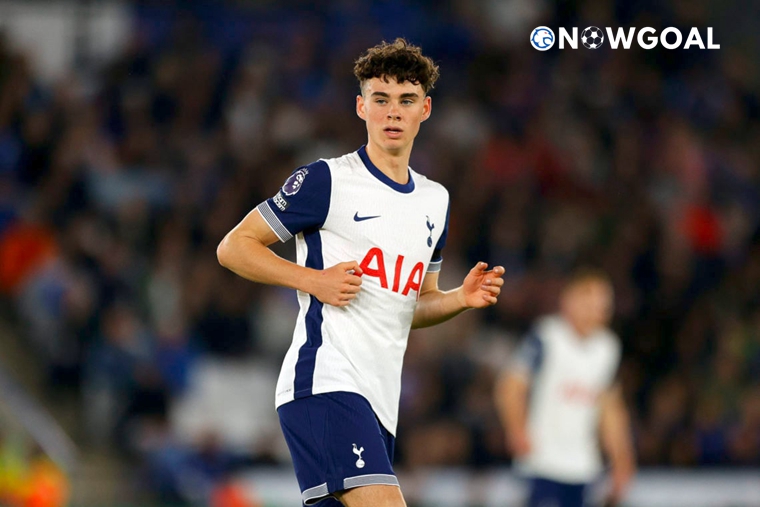 ​Spurs reject enquiry from Sevilla for teenager