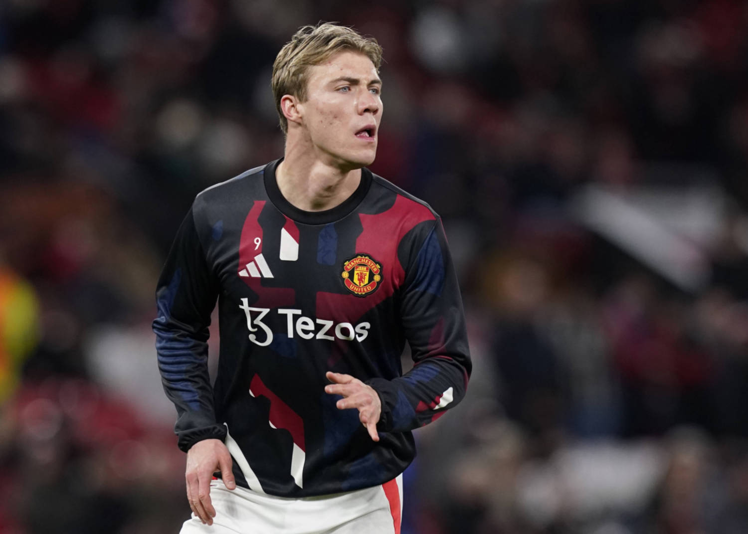 Man United tìm cách bán hoặc cho mượn Højlund, anh ấy đã không còn nằm trong kế hoạch của Amorim